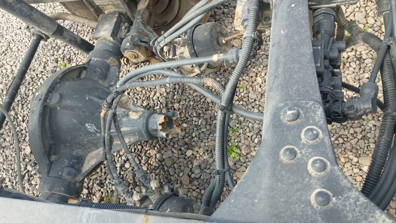 ESTANQUE ACUMULADOR DE AIRE Volkswagen DELIVERY 9.170 2019  USADO  EN DESARME